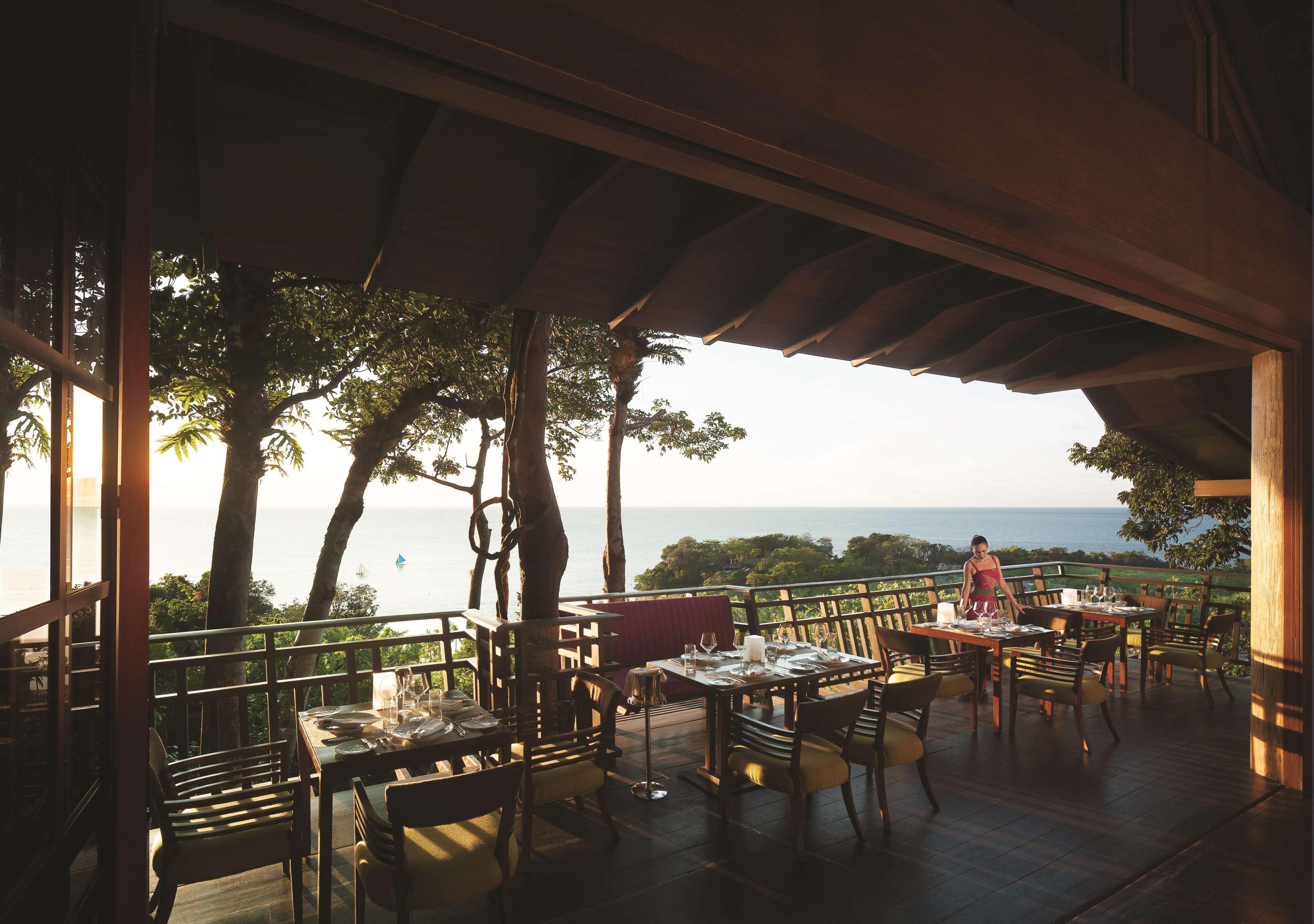 Shangri-La Boracay Exteriér fotografie The Deck